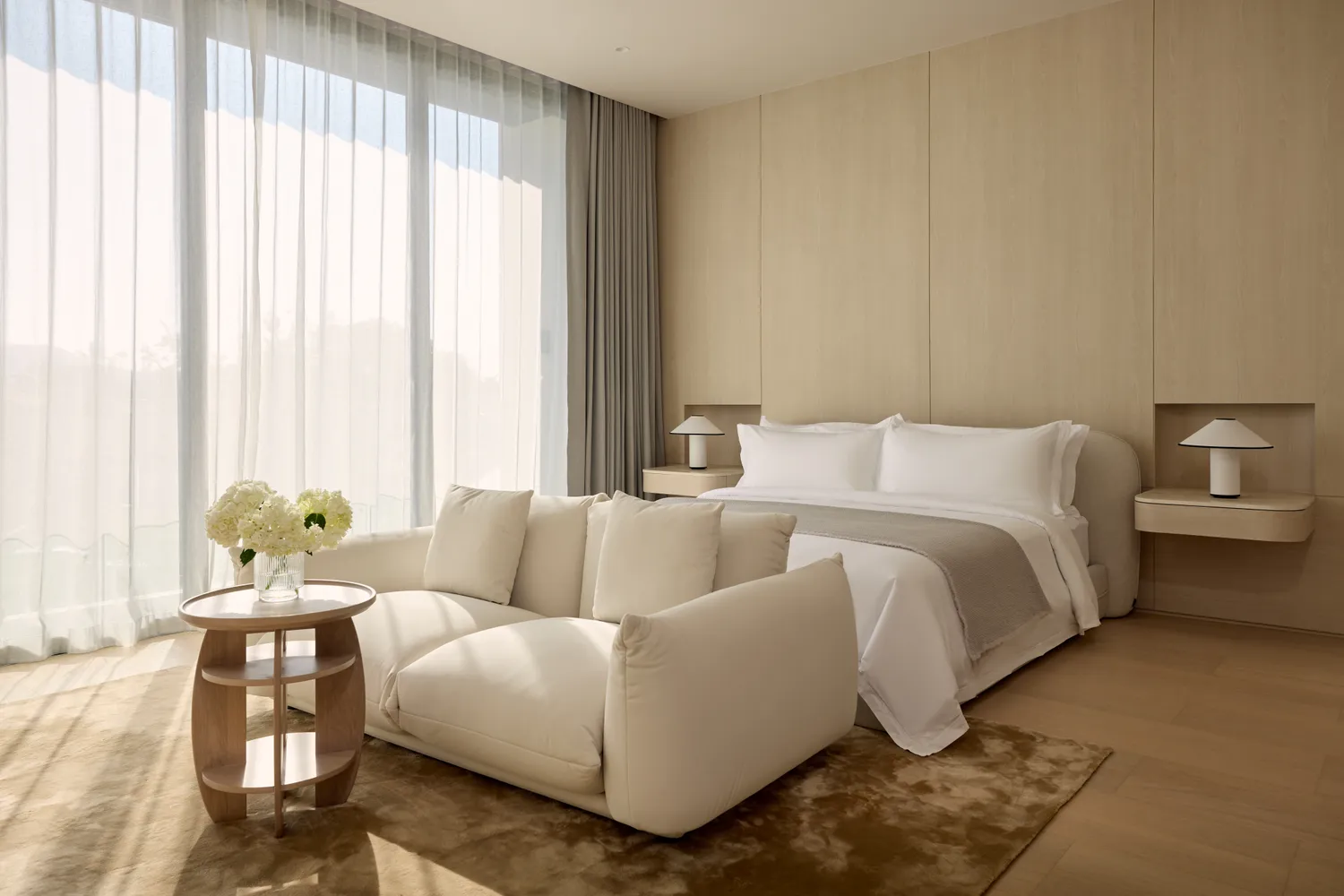 Lavish Estates bedrooms 4 square 727.45