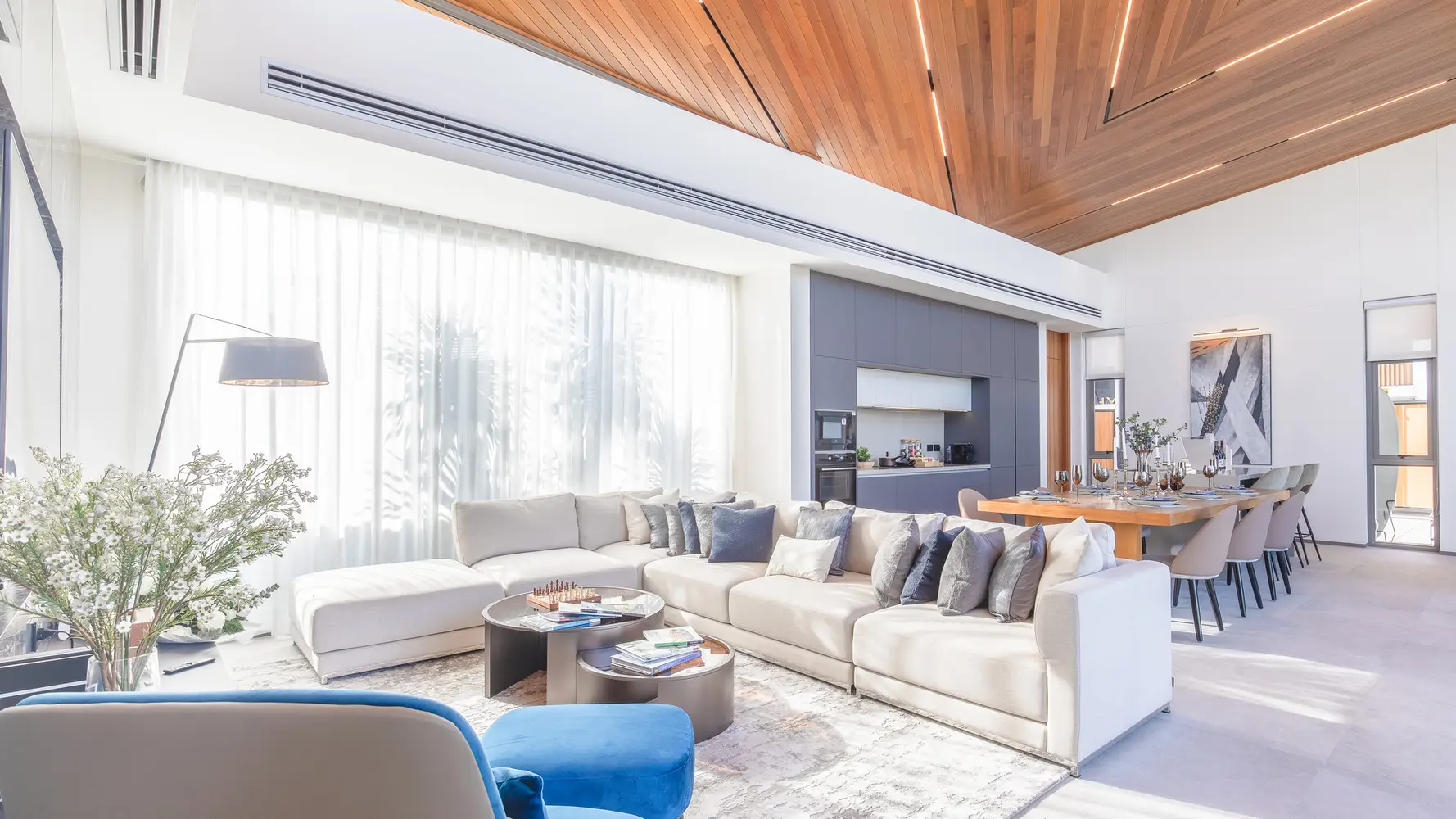 Zenithy luxe bedrooms 3 square 403.7