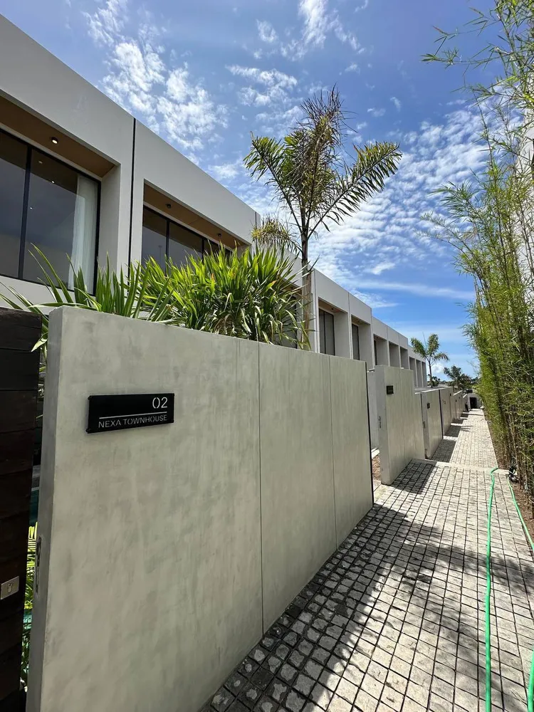 NEXA TOWNHOUSE UMALAS bedrooms 3 square 127