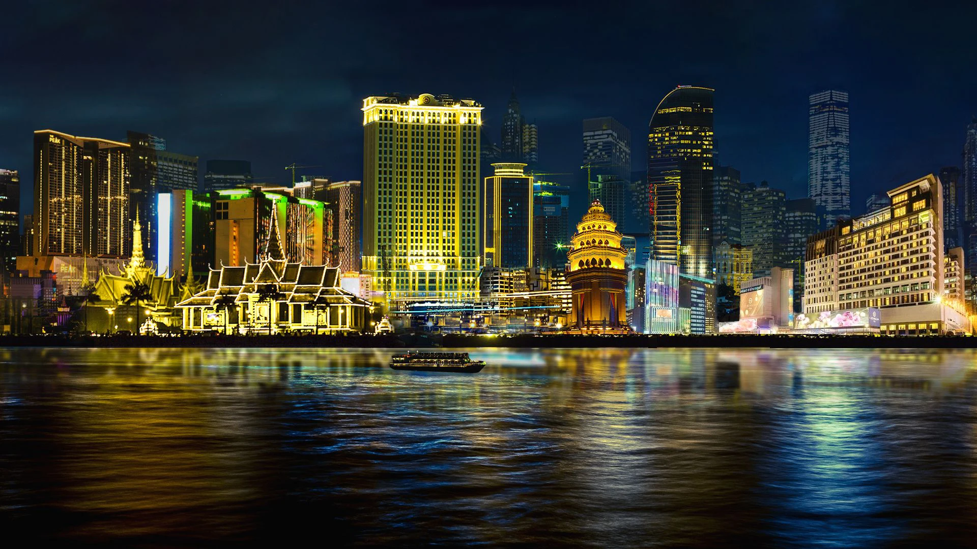 Investment real estate for sale in Indonesia: apartments with an infinity pool on the oceanfront