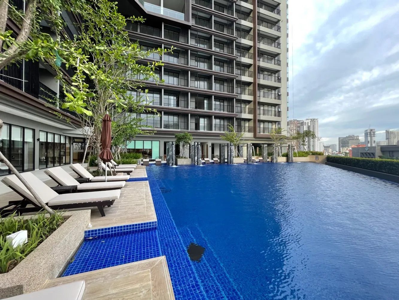Royal Group Platinum